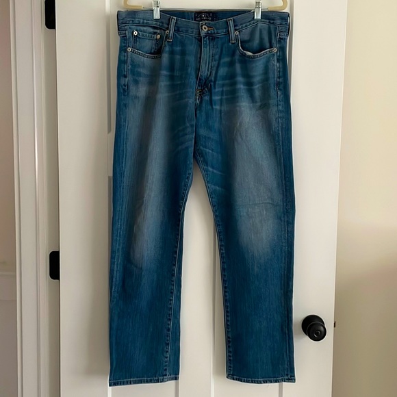 Lucky Brand jeans. 36x32. Medium wash - Picture 1 of 4